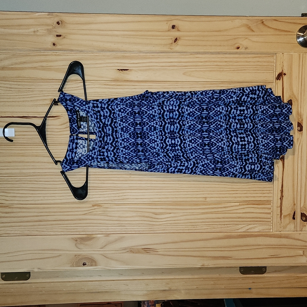 Cable and Gauge women's tank sz med